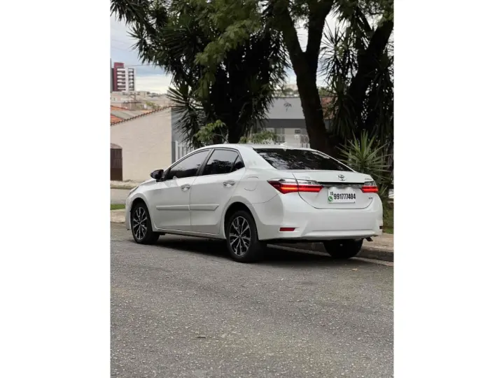 COROLLA 2.0 ALTIS 16V FLEX 4P AUTOMÁTICO