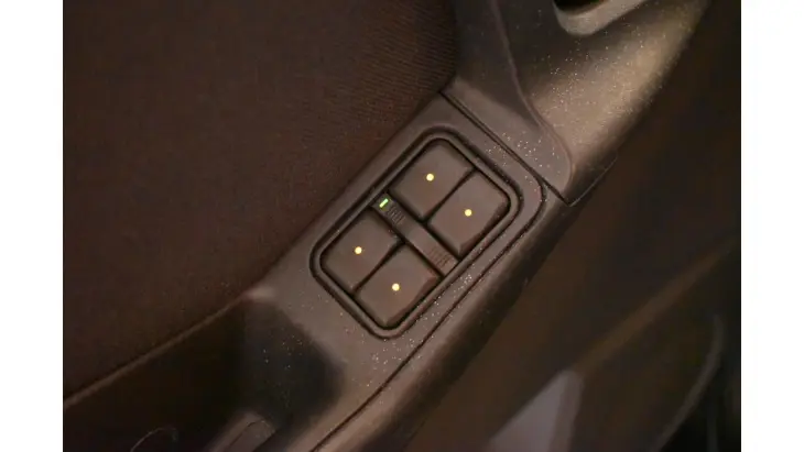 MERIVA - 1.8 MPFI JOY 8V 4P MANUAL