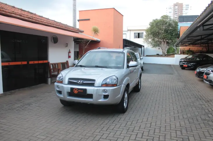 Tucson 2.0 16V 4P GLS AUTOMÁTICO