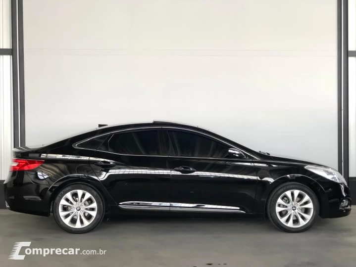 AZERA 3.0 MPFI GLS V6 24V