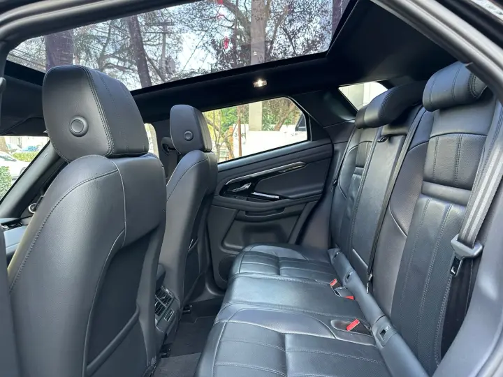 RANGE ROVER EVOQUE 2.0 P250 R-dynamic SE AWD