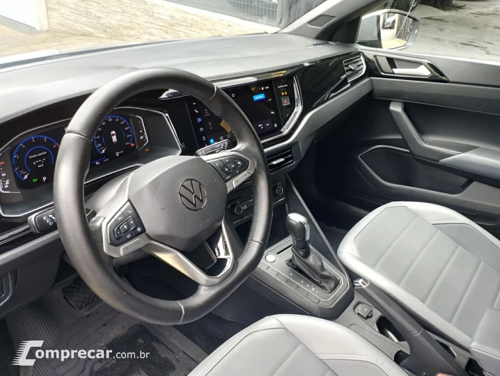 Nivus 1.0 4P FLEX 200 TSI HIGHLINE TURBO AUTOMÁTICO