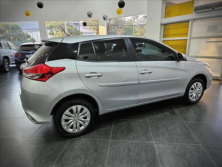 YARIS 1.5 16V FLEX XL MULTIDRIVE