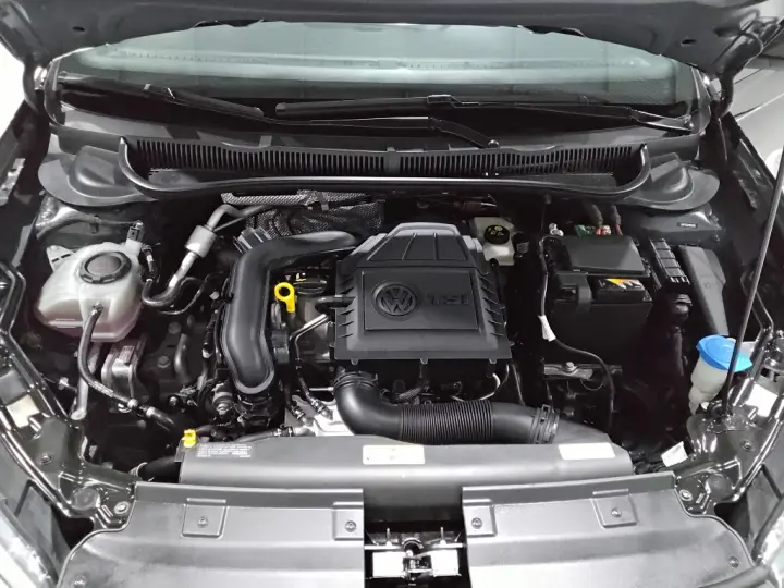 NIVUS 1.0 200 TSI TOTAL FLEX HIGHLINE AUTOMÁTICO