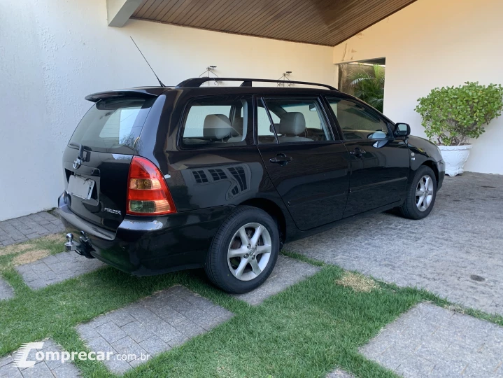 Corolla Fielder SW 1.8 XEi Automatico