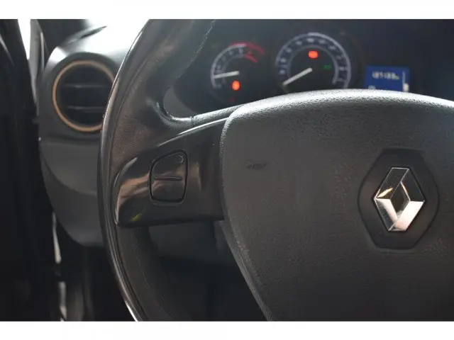 DUSTER - 2.0 DYNAMIQUE 4X2 16V 4P AUTOMÁTICO