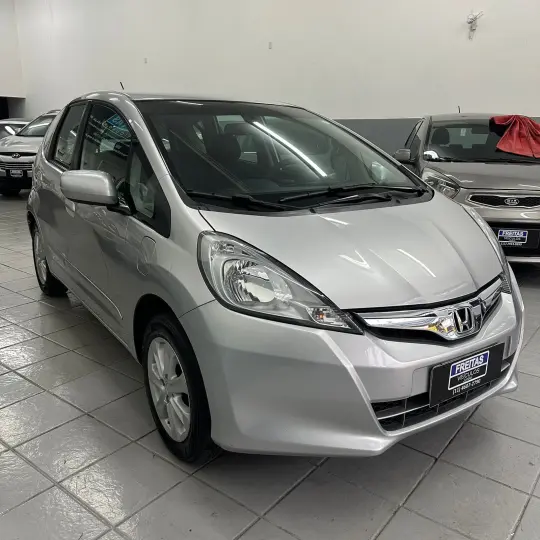 Fit LX 1.4/ 1.4 Flex 8V/16V 5p Mec.