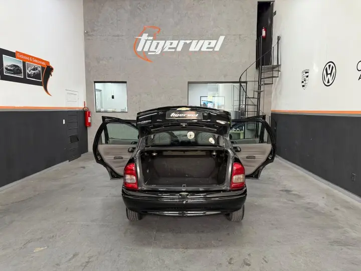 Classic 1.0 Mpfi Vhce 8V Flex 4P Manual