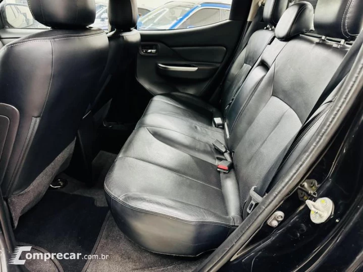 TRITON HPE-S 2.4 CD 4x4 TB DIESEL AUT.