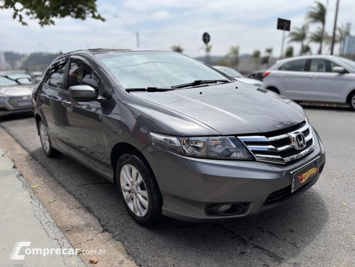 CITY 1.5 LX Sedan 16V