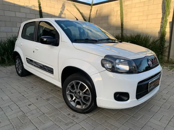 UNO 1.4 EVO SPORTING 8V FLEX 4P MANUAL