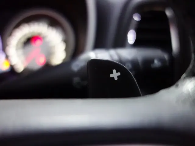 COMPASS - 2.0 16V LONGITUDE AUTOMÁTICO