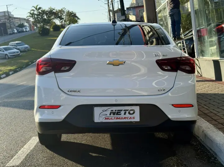 ONIX SEDAN Plus LTZ 1.0 12V TB Flex Aut.