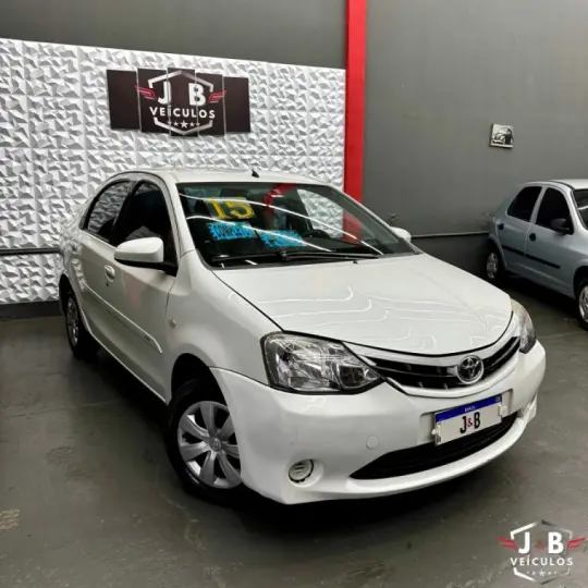 ETIOS 1.5 XLS Sedan 16V