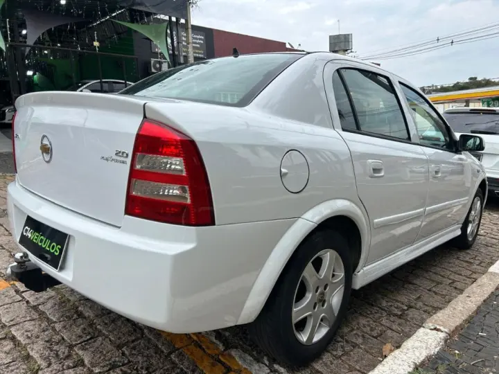 Astra Advantage 2.0 MPFI 8V FlexPower 5p