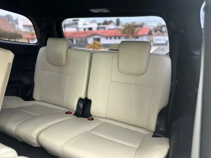 HILUX SW4 2.8 D-4D TURBO DIESEL DIAMOND 7L 4X4 AUTOMÁTICO