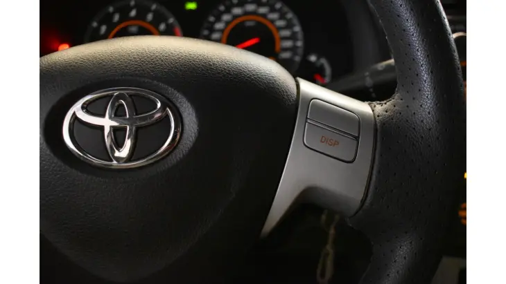 COROLLA - 1.8 GLI 16V 4P AUTOMÁTICO