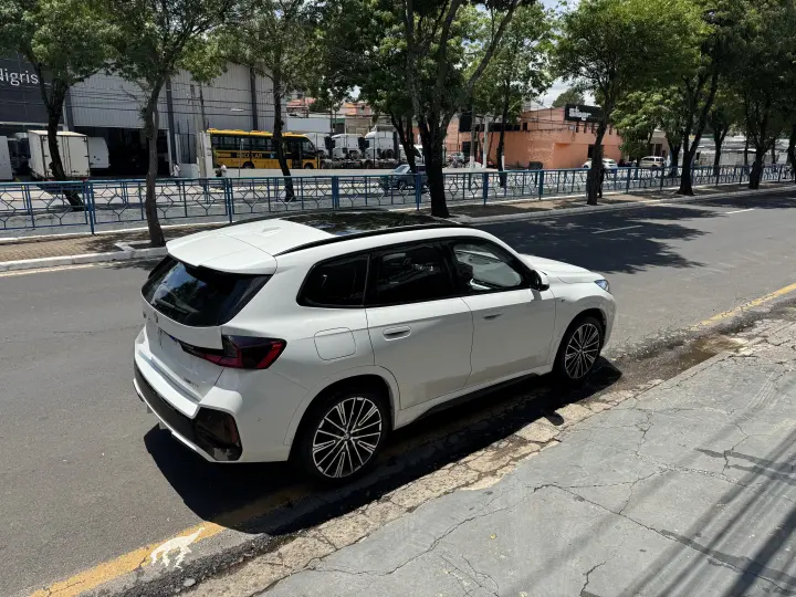 X1 2.0 16V Turbo Sdrive20i M Sport