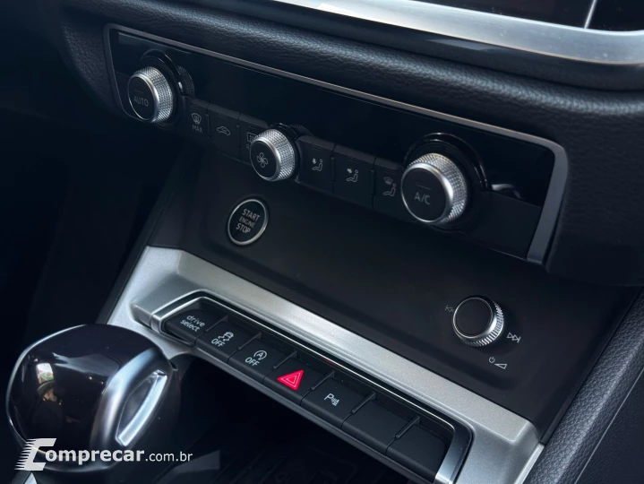 Q3 2.0 40 TFSI Performance Quattro