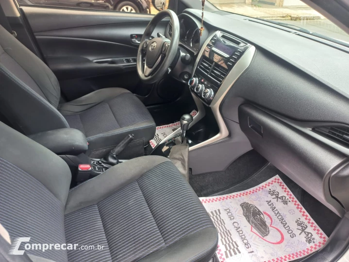 YARIS 1.5 16V Sedan XL