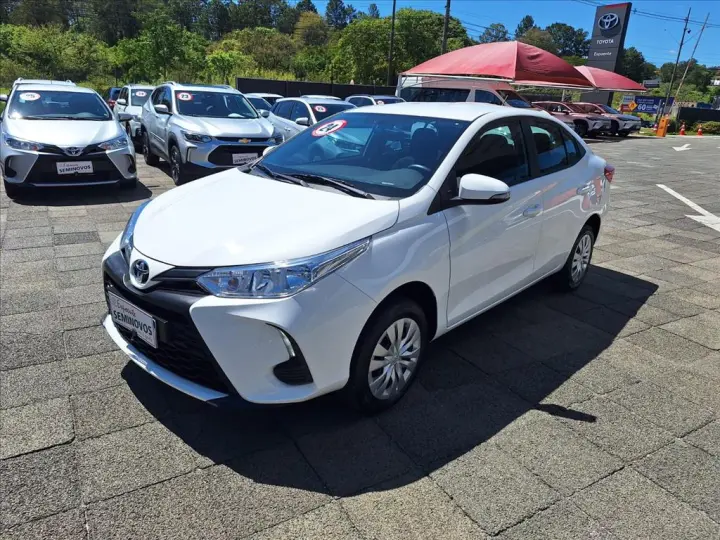 YARIS 1.5 16V FLEX SEDAN XL MULTIDRIVE