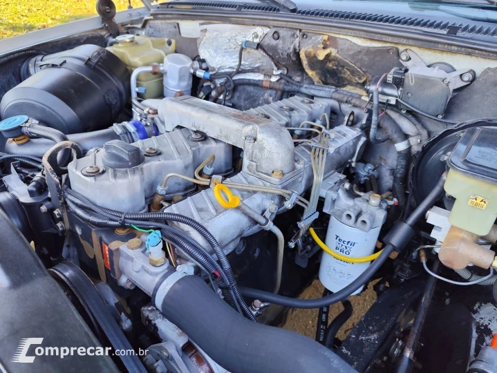 SILVERADO 4.2 D-20 4X2 CS 18V TURBO INTERCOOLER DIESEL 2P MA