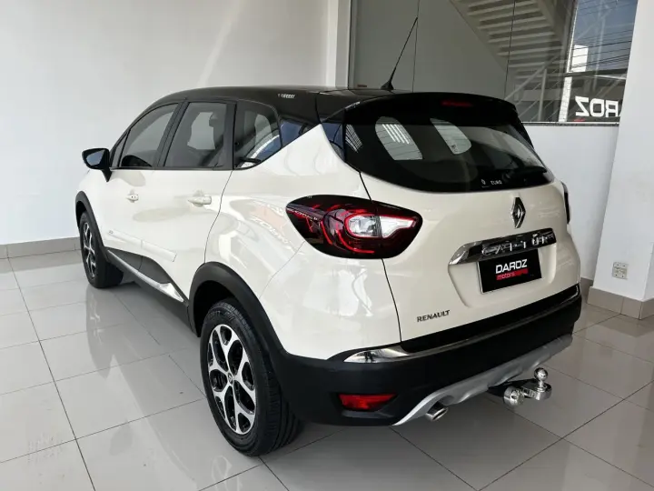 CAPTUR Intense 2.0 16V Flex 5p Aut.