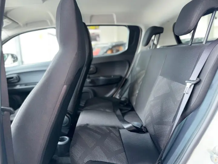 MOBI 1.0 8V EVO Like.