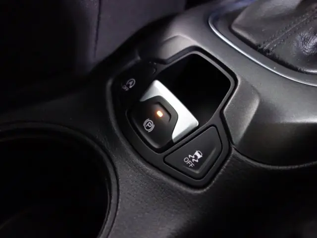 COMPASS - 2.0 16V LONGITUDE AUTOMÁTICO