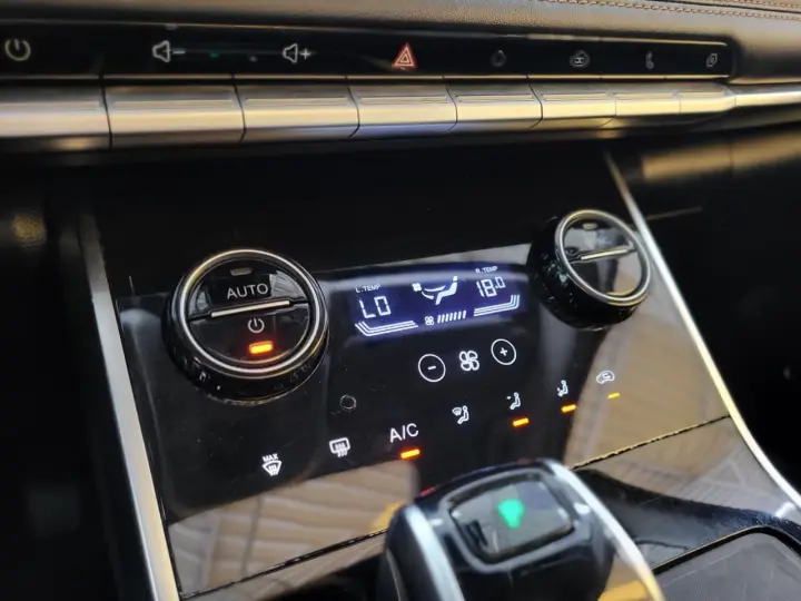 Tiggo 8 TXS 1.6 16V TGDi Aut.