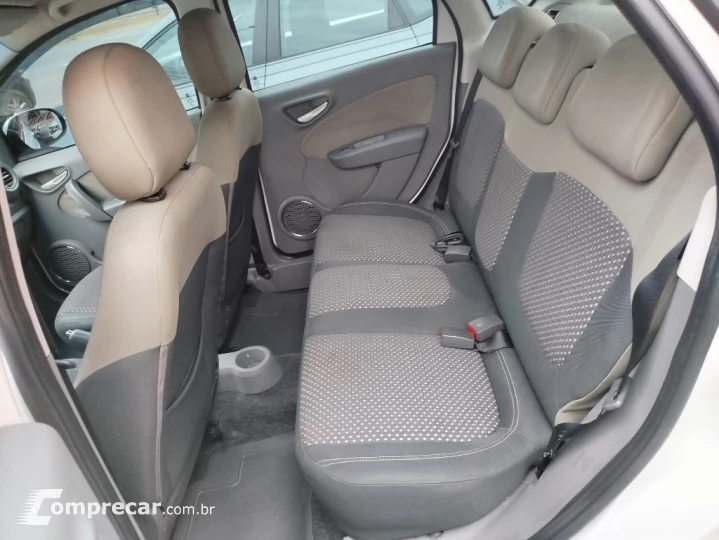 Grand Siena ESSENCE 1.6 Flex 16V