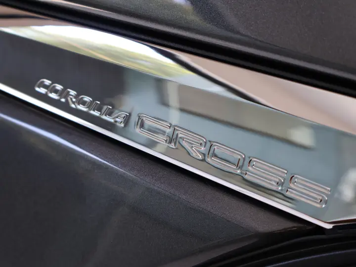 COROLLA CROSS 1.8 VVT-I Hybrid XRV