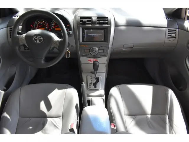 COROLLA - 1.8 GLI 16V 4P AUTOMÁTICO