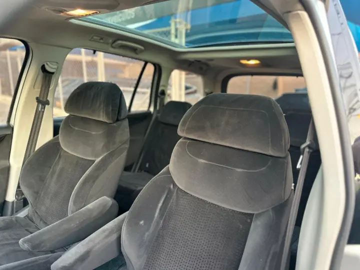 GRAND C4 2.0 I Picasso Exclusive 16V