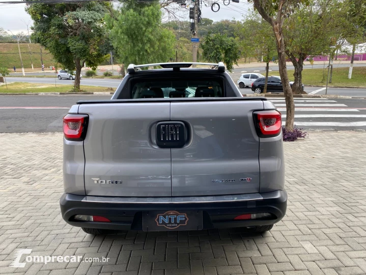 TORO 2.0 16V Turbo Volcano 4WD AT9