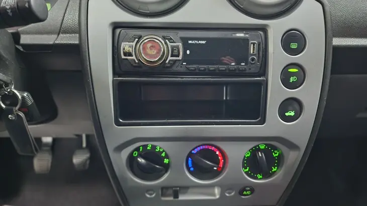 Fiesta SE 1.6 8V Flex 5p