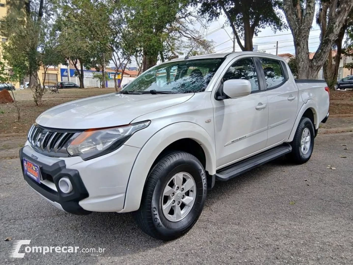 L200 TRITON 2.4 16V Turbo GLS CD 4X4