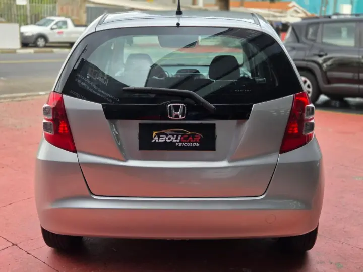 Fit LX 1.4/ 1.4 Flex 8V/16V 5p Mec.