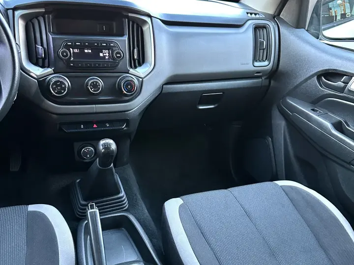 S10 2.8 16V TURBO DIESEL LS CD 4X4 MANUAL