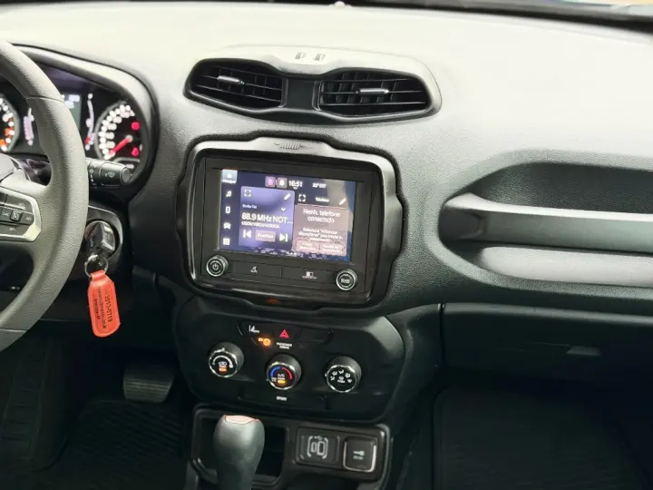 Renegade Sport T270 1.3 TB 4x2 Flex Aut.