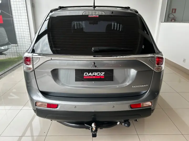OUTLANDER 2.0 16V 160cv Aut.