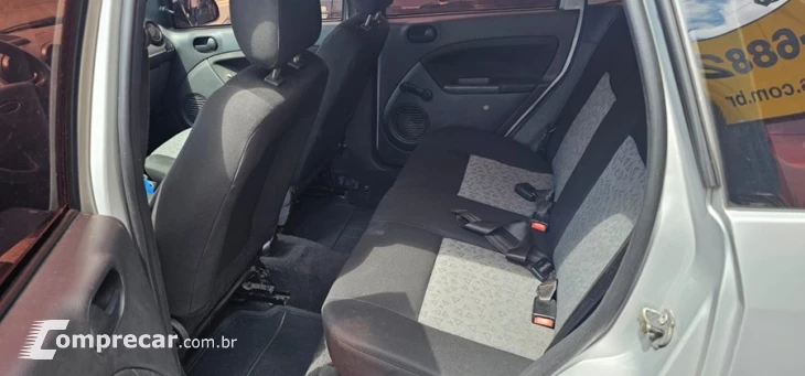 FIESTA 1.0 Rocam SE Sedan 8V