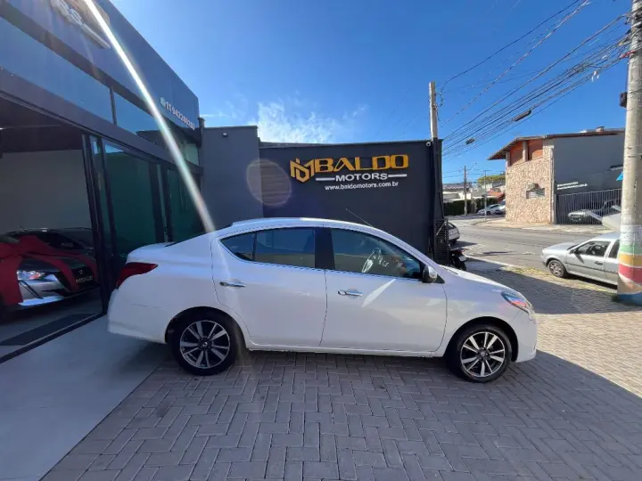 VERSA SL 1.6 16V FlexStart 4p Mec.