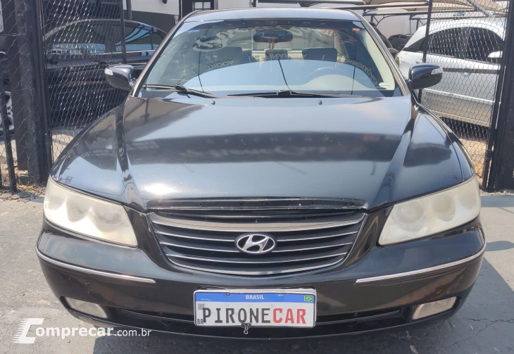 AZERA 3.3 MPFI GLS Sedan V6 24V