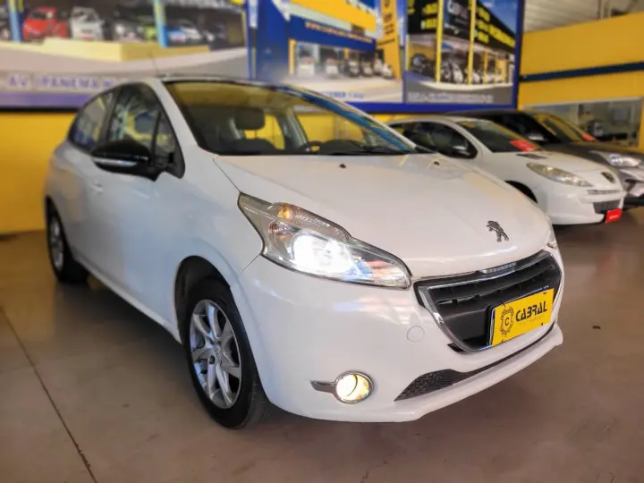 208 Allure 1.5 Flex 8V 5p