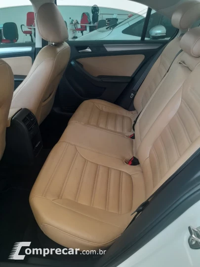 Jetta 1.4 16V 4P TSI CONFORTLINE AUTOMÁTICO