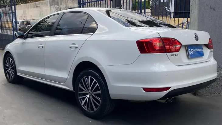 Jetta 2.0 4P TSI HIGHLINE 200 CV AUTOMÁTICO