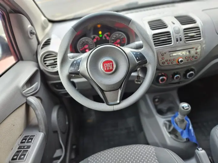 Grand Siena ESSENCE 1.6 Flex 16V