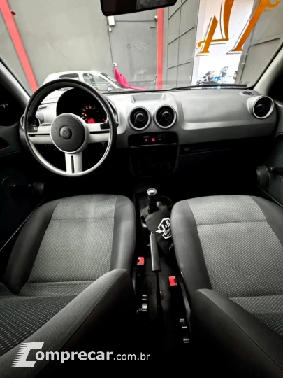 GOL 1.0 8V