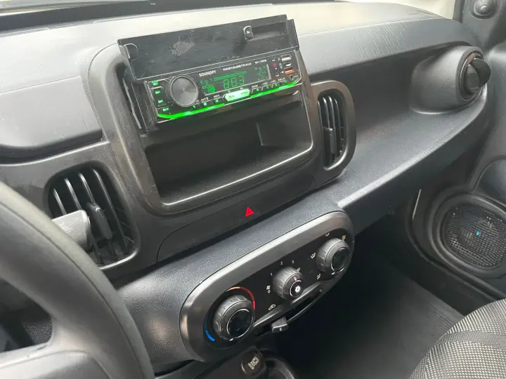 MOBI 1.0 8V EVO Like.